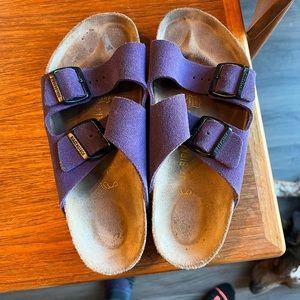 Great condition purple Birkenstock Arizona women’s size 37